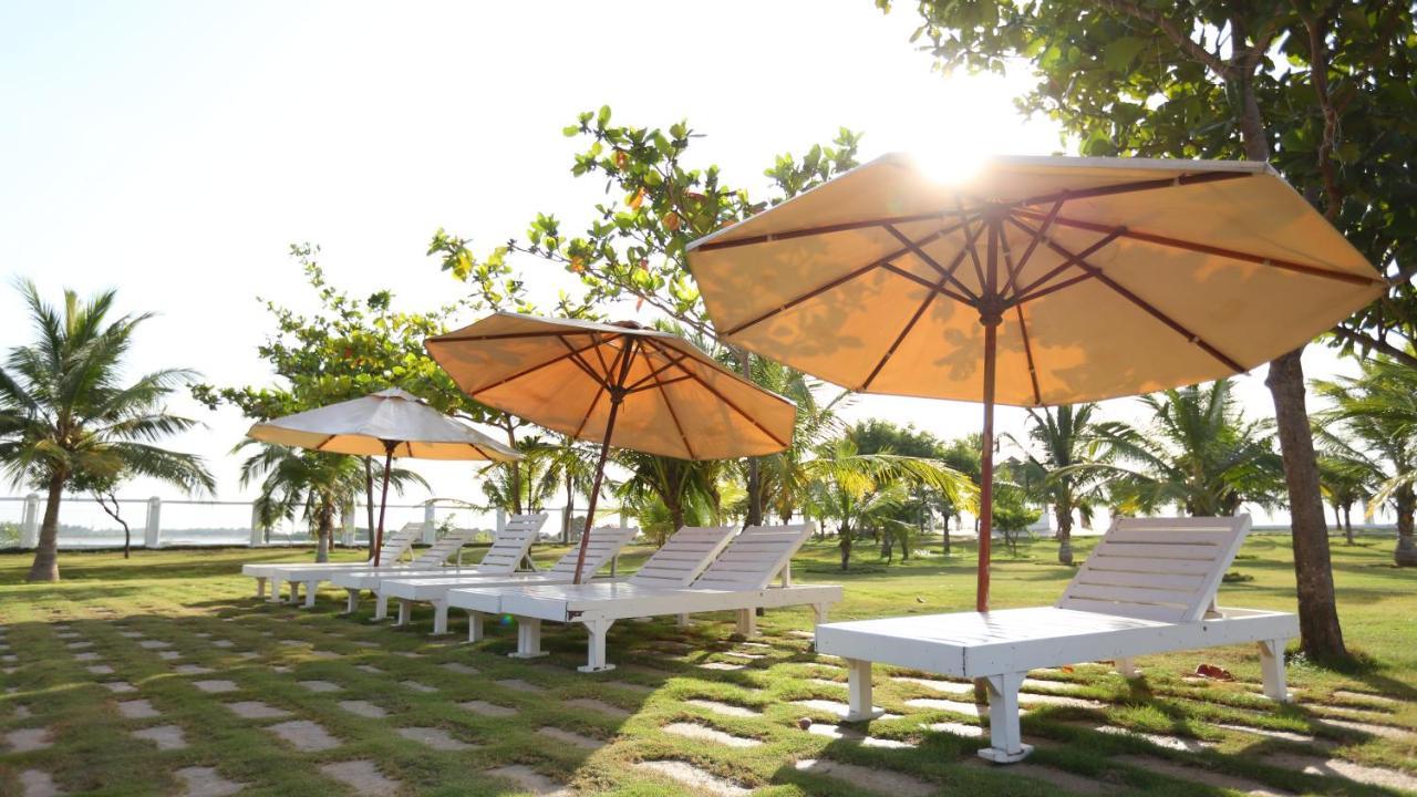 Le Pondy Otel Pondicherry Dış mekan fotoğraf