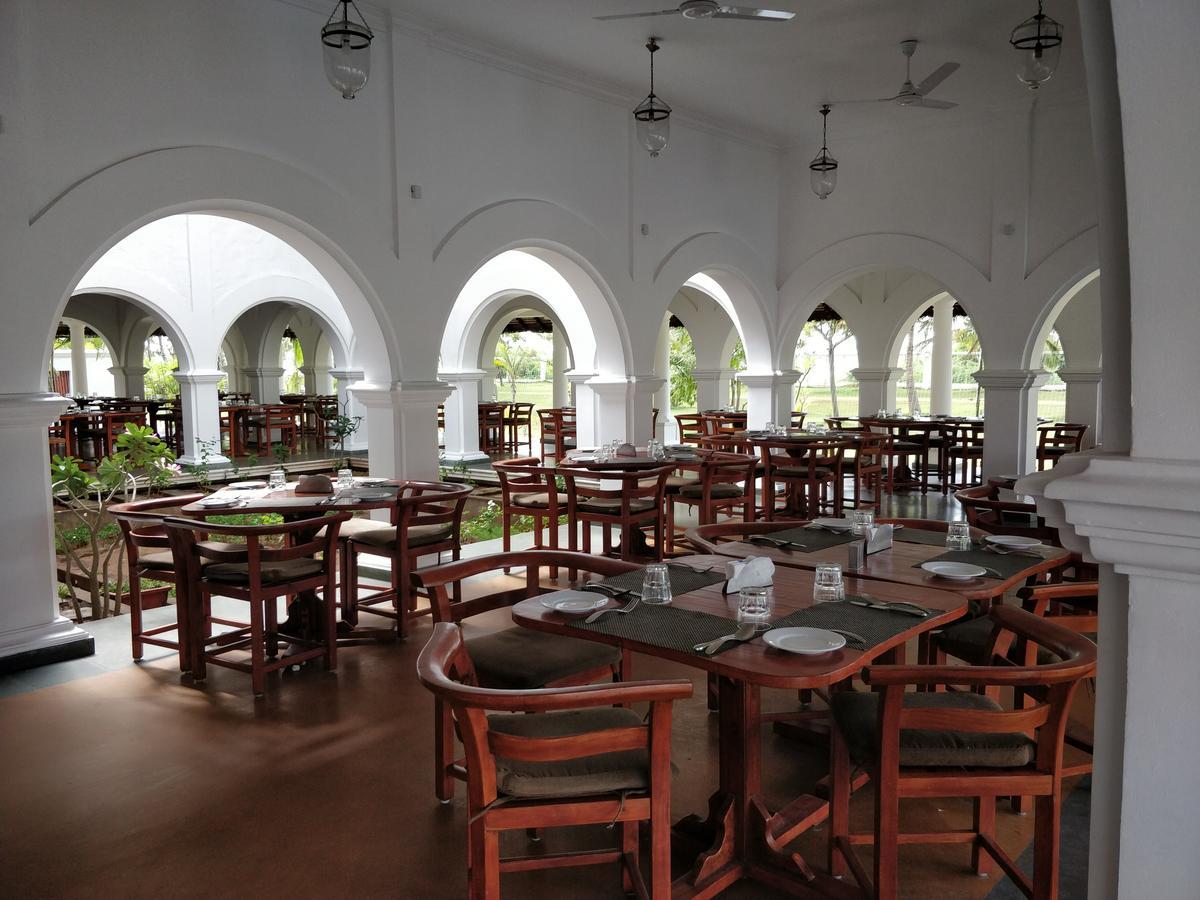 Le Pondy Otel Pondicherry Dış mekan fotoğraf